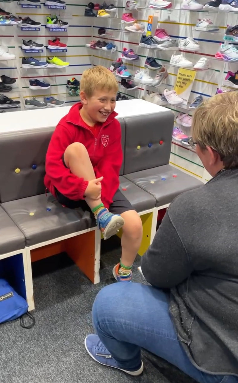 Back to School Shoes: When to Buy, When to Wait and How to Book