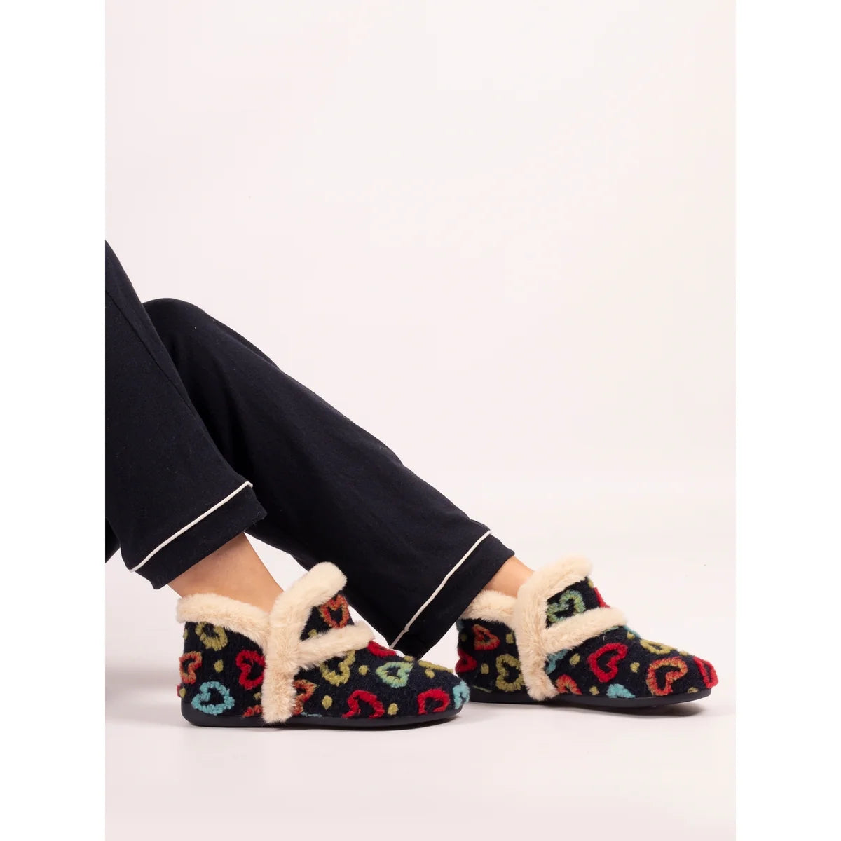 Lunar Angel KLA234 Slipper - Navy